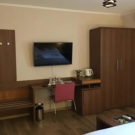 Rora Rose 3* Bükreş